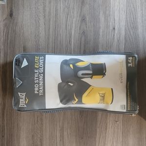 Everlast Pro Style Elite Training Gloves 14oz